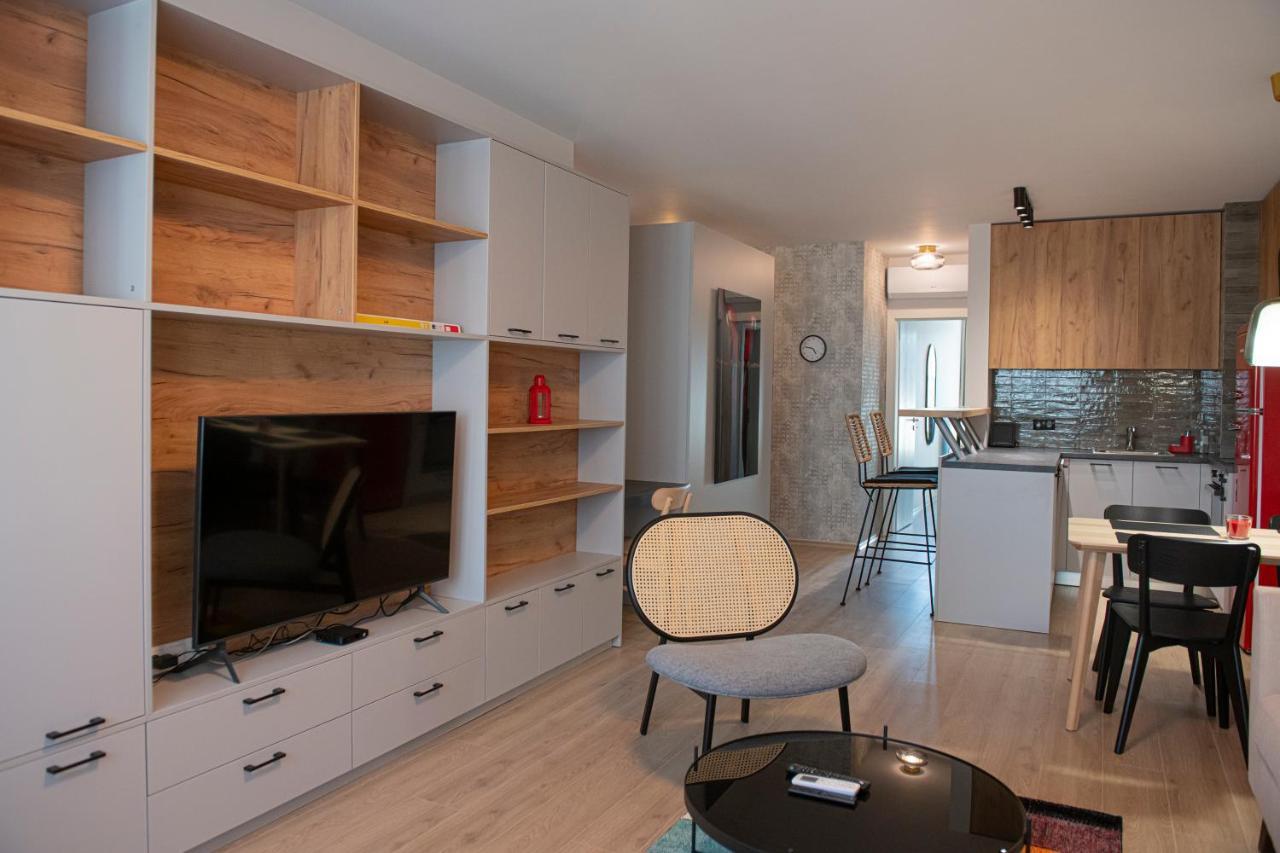 Miami A Lovely City Center 2 Bedrooms Apartment With Private Parking Σόφια Εξωτερικό φωτογραφία